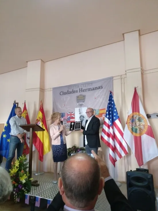 Foto 2 - Borobia act&uacute;a como anfitriona ante la delegaci&oacute;n de Pensacola