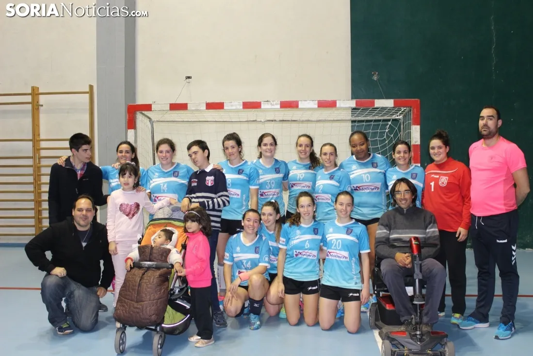 Aspace, homenajeado y beneficiado durante el BM Ágreda-BM Colores. SN