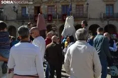 Estreno de la comparsa de Gigantes y Cabezudos.