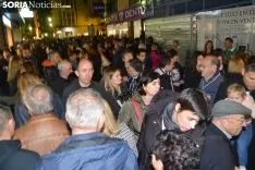 Una imagen de la multitudinaria manifestación de esta tarde de viernes. /SN