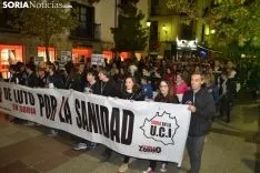 Una imagen de la multitudinaria manifestación de esta tarde de viernes. /SN