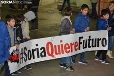 Una imagen de la multitudinaria manifestación de esta tarde de viernes. /SN