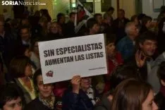Una imagen de la multitudinaria manifestación de esta tarde de viernes. /SN