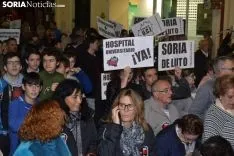 Una imagen de la multitudinaria manifestación de esta tarde de viernes. /SN