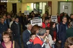 Una imagen de la multitudinaria manifestación de esta tarde de viernes. /SN