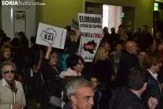 Una imagen de la multitudinaria manifestación de esta tarde de viernes. /SN