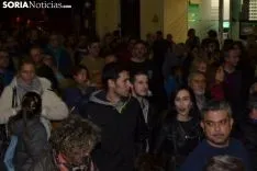 Una imagen de la multitudinaria manifestación de esta tarde de viernes. /SN