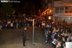 Una imagen de la multitudinaria manifestación de esta tarde de viernes. /SN