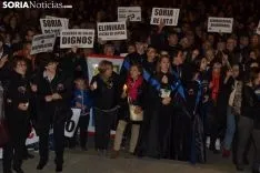 Una imagen de la multitudinaria manifestación de esta tarde de viernes. /SN