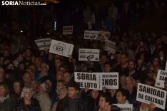 Una imagen de la multitudinaria manifestación de esta tarde de viernes. /SN