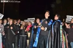 Una imagen de la multitudinaria manifestación de esta tarde de viernes. /SN