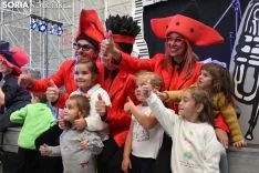 Espectáculo infantil con Almozandia en el Polideportivo San Andrés. SN