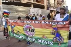 Desfile de las XX Jornadas Interculturales.