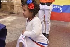 Desfile de las XX Jornadas Interculturales.