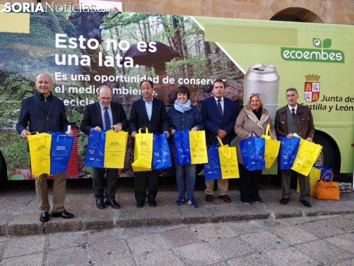 Los sorianos generan 1.000 toneladas de envases y 2.000 de papel y cartón al año