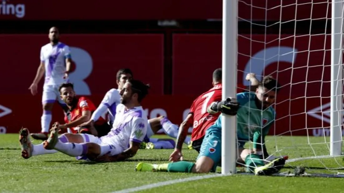 Momento en el que Juan Carlos ve entrar el 1-0 en Son Moix. LaLiga 