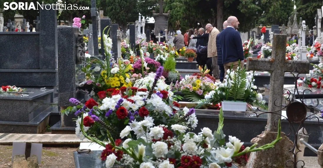 Imagen del cementerio de la capital este jueves de Todos los Santos
