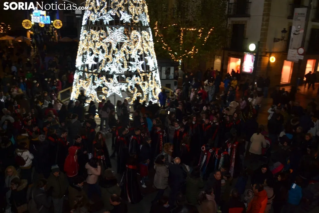 Una imagen del ambiente este viernes en el centro de la ciudad. /SJ