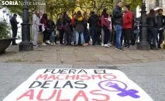 Una imagen de la concentración este miércoles en la plaza de San Esteban. /SN