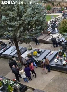 Imagen del cementerio de la capital este jueves de Todos los Santos