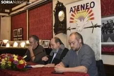 Entrega del premio Mónico Vicente. 