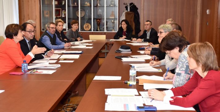 Comisión Territorial sobre Violencia de Género celebrada este lunes. /Jta.