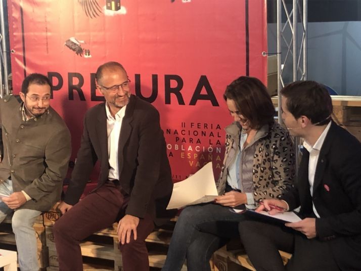 Fuentes reclama “implicación y convencimiento” para atajar la despoblación mediante “modernización” y “servicios de calidad” en Presura. Cedida