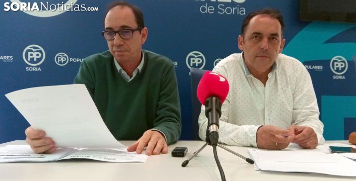 Gustavo Martínez (izda.) y Benito Serrano esta tarde de jueves. /SN