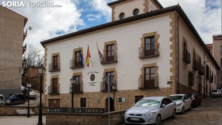 Edificio de la Casa de la Tierra, sede de la Uned. /SN