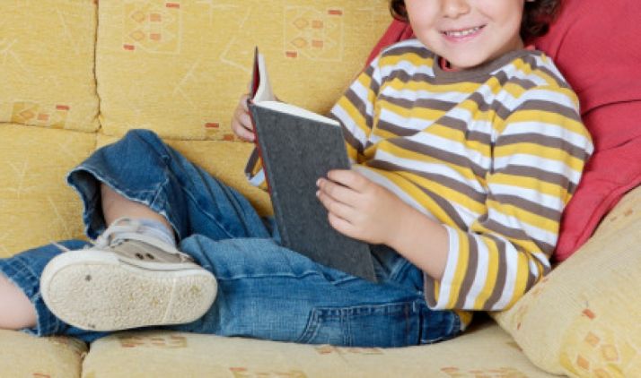 Cruz Roja y UGT inician una campaña de recogida de cuentos infantiles