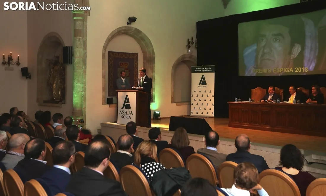 Una imagen del acto en el Aula Magna este viernes. /SN