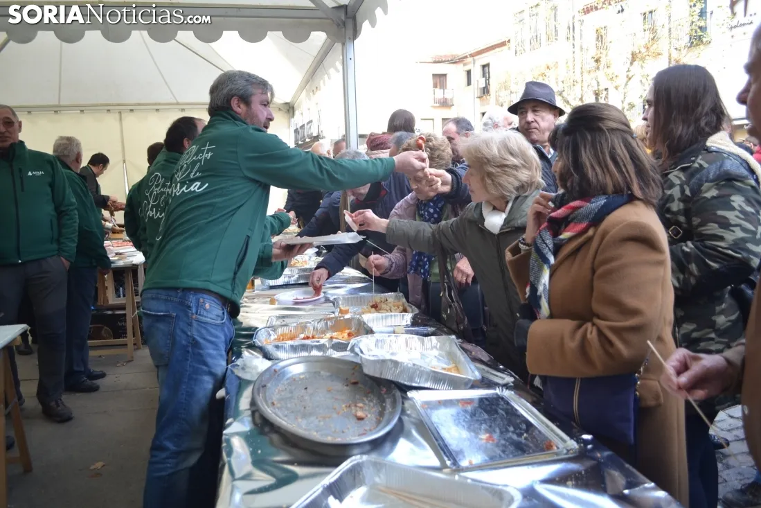Una imagen del ambiente en Herradores este mediodía de viernes. /SN
