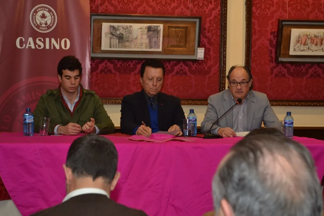 Foto 2 - El torero Ortega Cano afirma en Soria que respeta y no comparte las corrientes antitaurinas  