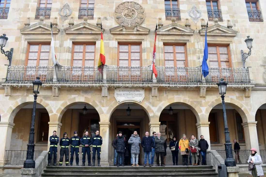 El acto de condolencia en el Ayuntamiento. 