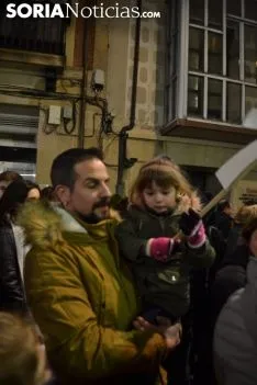 Una imagen de la más que multitudinaria manifestación de esta tarde de viernes. /SN