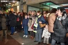 Una imagen de la más que multitudinaria manifestación de esta tarde de viernes. /SN