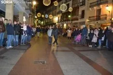 Una imagen de la más que multitudinaria manifestación de esta tarde de viernes. /SN