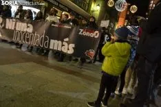Una imagen de la más que multitudinaria manifestación de esta tarde de viernes. /SN