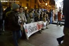 Una imagen de la más que multitudinaria manifestación de esta tarde de viernes. /SN