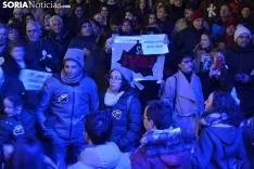 Una imagen de la más que multitudinaria manifestación de esta tarde de viernes. /SN