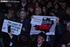 Una imagen de la más que multitudinaria manifestación de esta tarde de viernes. /SN