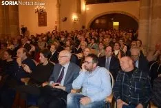 Foto 15 - Galer&iacute;a de im&aacute;genes: Multitudinaria presentaci&oacute;n del libro  &lsquo;Las buenas y malas noches de Vicente Mar&iacute;n' de Javier Narbaiza.
