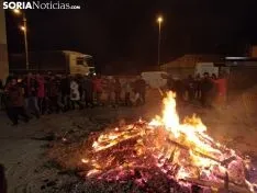 Foto 16 - Fotos: Golmayo enciende su luminaria en honor a Santa B&aacute;rbara 