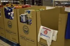 Recogida de alimentos en Supermercado E.Lecrerc