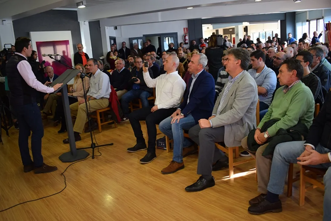Foto 8 - Fotos y cr&oacute;nica del primer acto publico de Vox en Soria