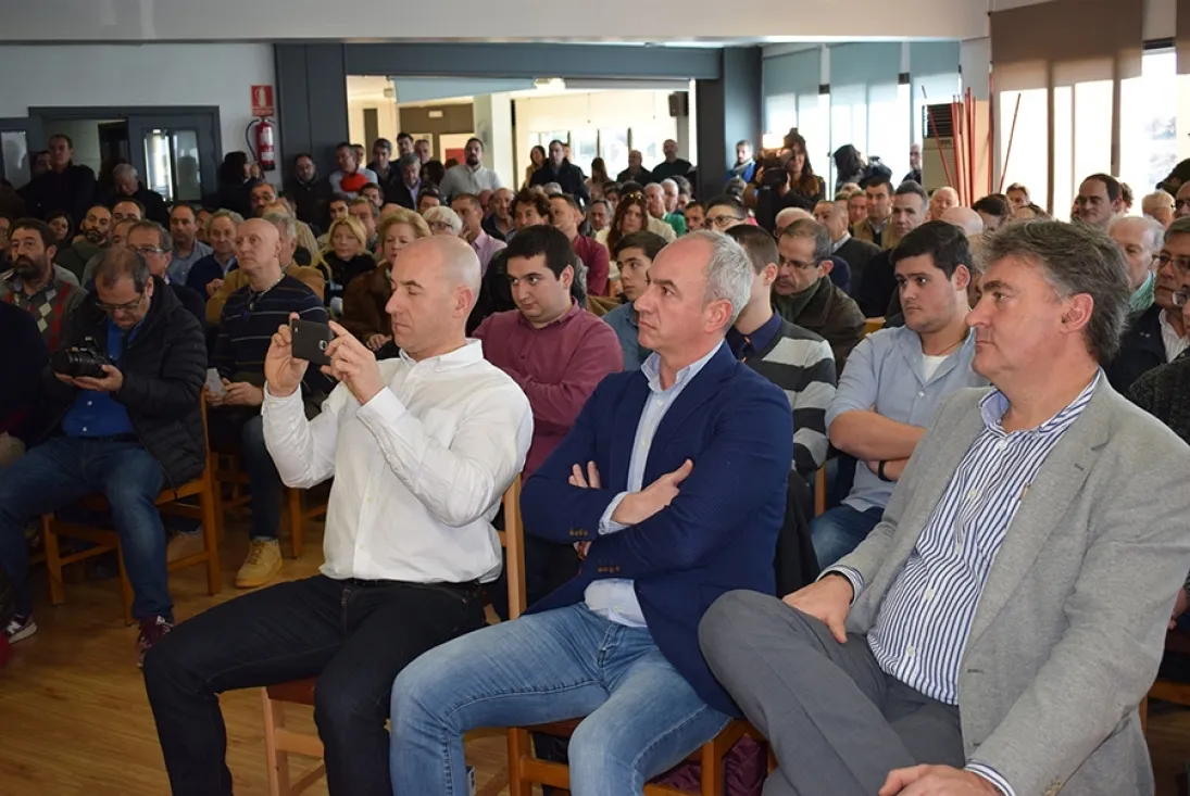 Foto 7 - Fotos y cr&oacute;nica del primer acto publico de Vox en Soria