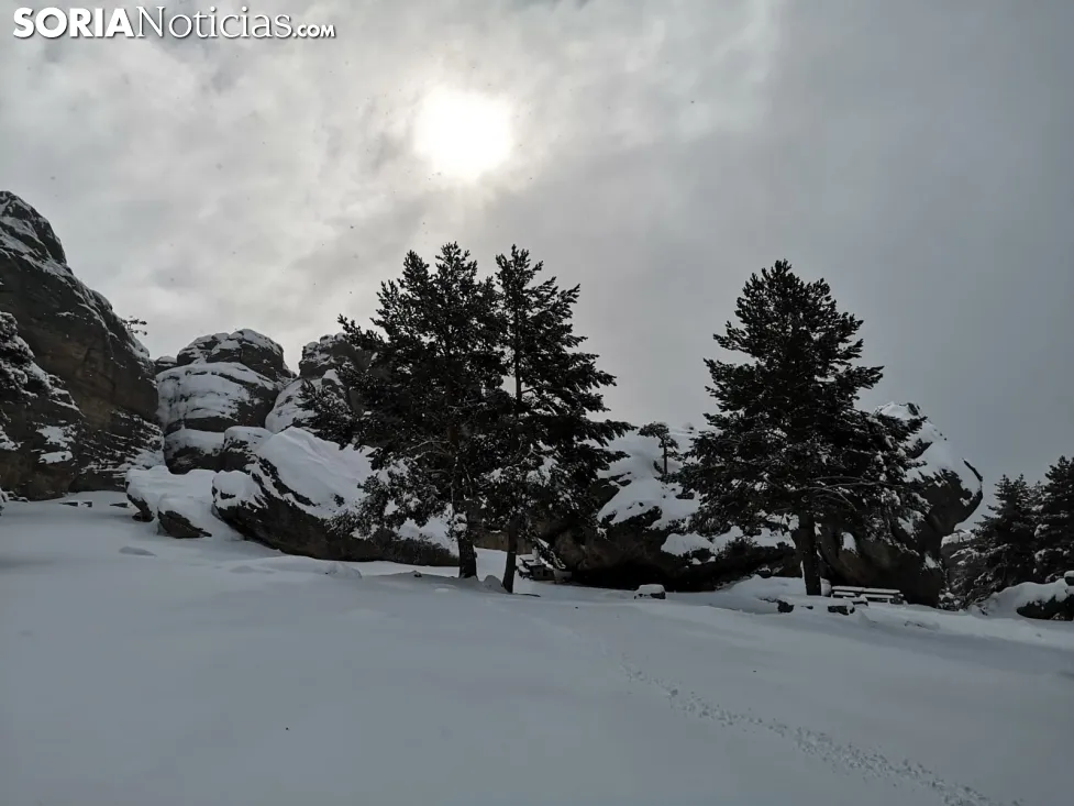 Los pueblos sorianos se visten de blanco.