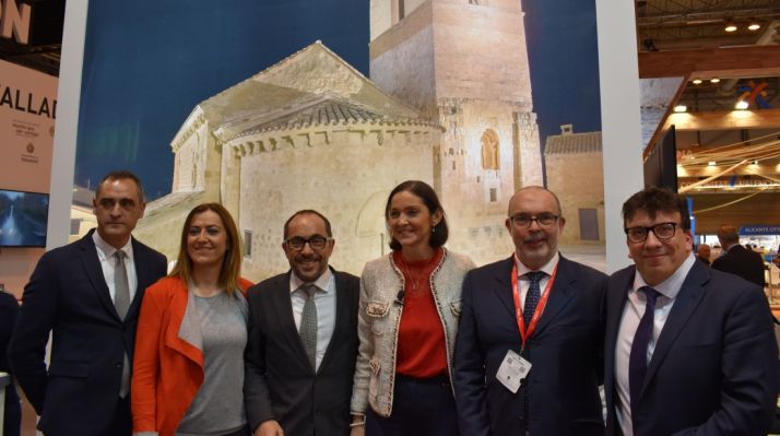 Barcones, (izda.) junto al presidente de la Diputación y la ministra.