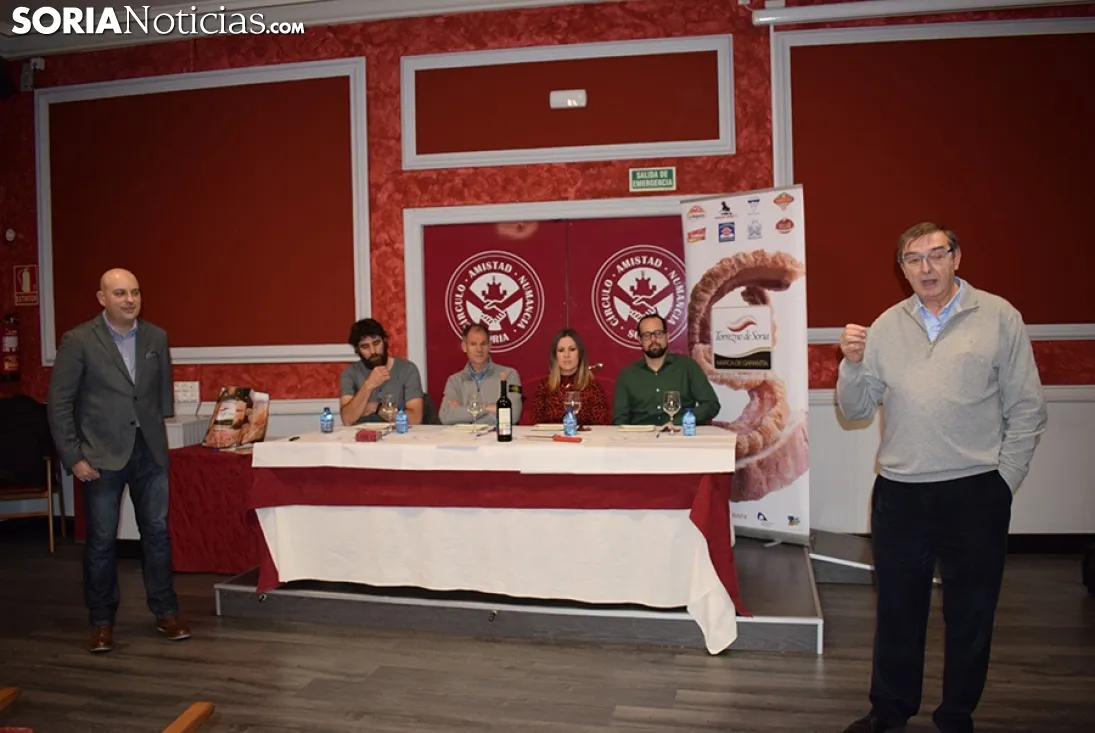 Concurso 'El mejor torrezno del mundo' 2019. Primera final de profesionales en Soria.