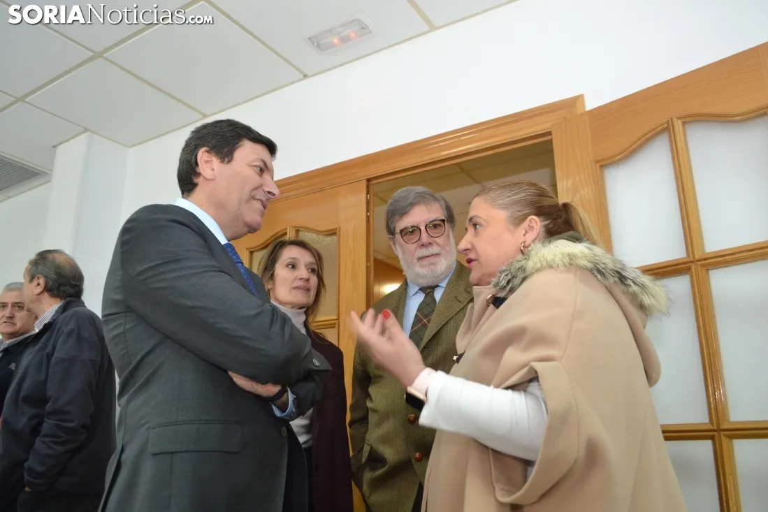 Una imagen del salón de actos de FOES en la presentación del informe. /SN